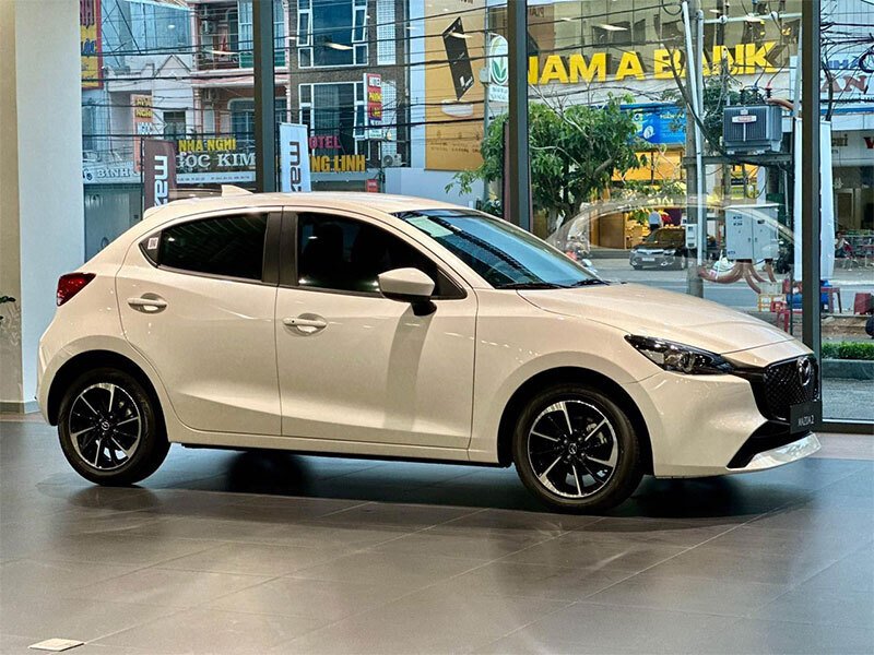New Mazda2 1.5 Sport Luxury - Hình 2 New Mazda2 1.5 Sport Luxury - Hình 2