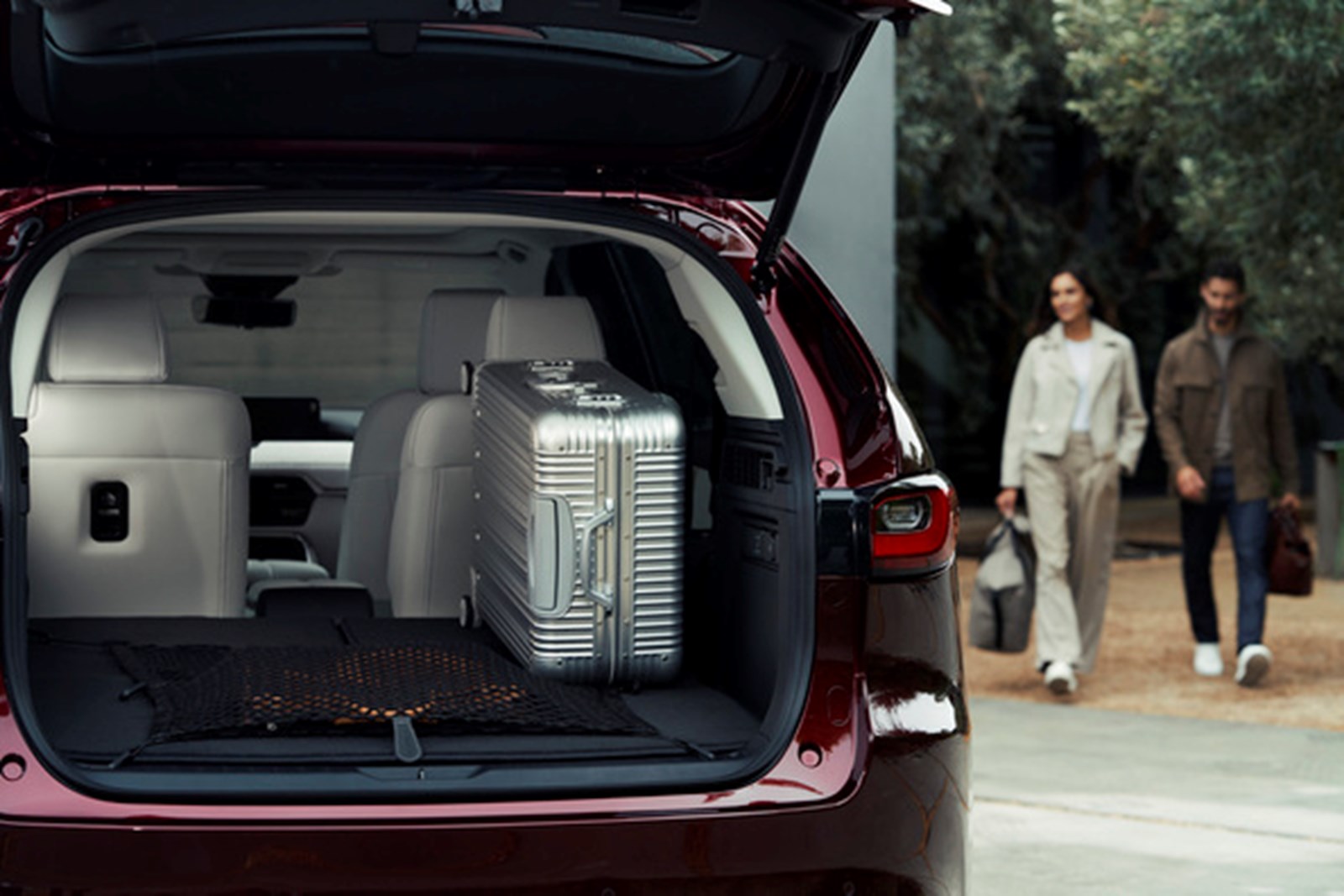 Khoang hành lý Mazda CX-90